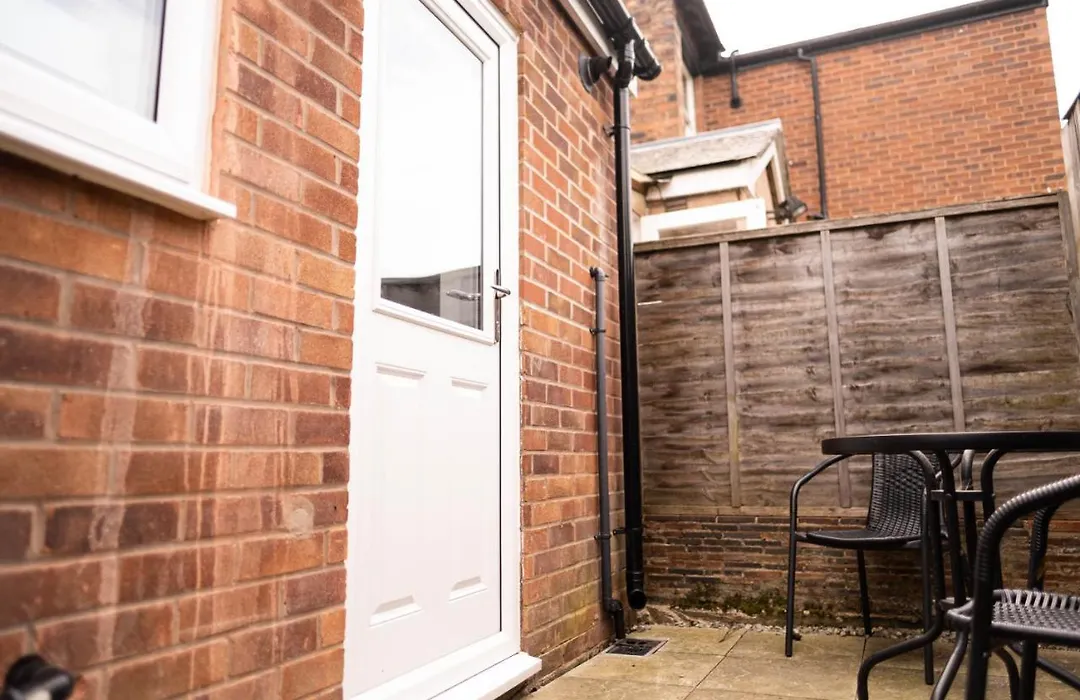 Rose Cottage-1