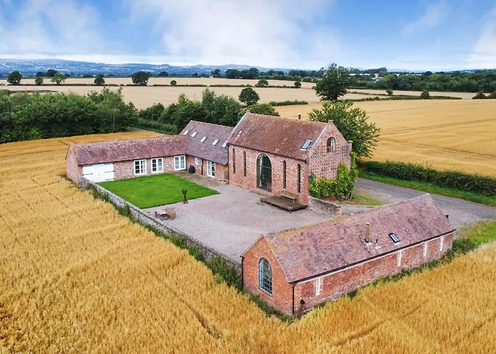 Dog friendly hotels Windy Mundy Farm